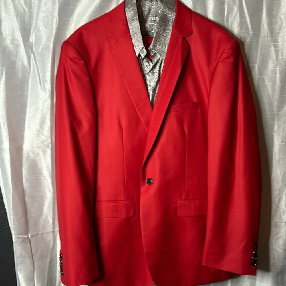 YFFUSHI Slim Fit Two Piece One Button Suit Red, With THAI SILK Shirt Like New - Picture 3 of 15